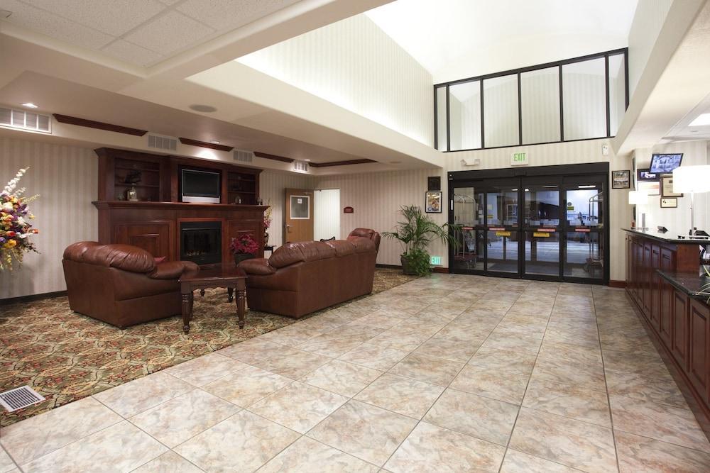 Holiday Inn Express Hotel & Suites Evanston By Ihg Εξωτερικό φωτογραφία