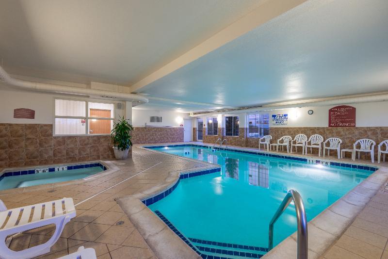 Holiday Inn Express Hotel & Suites Evanston By Ihg Εξωτερικό φωτογραφία