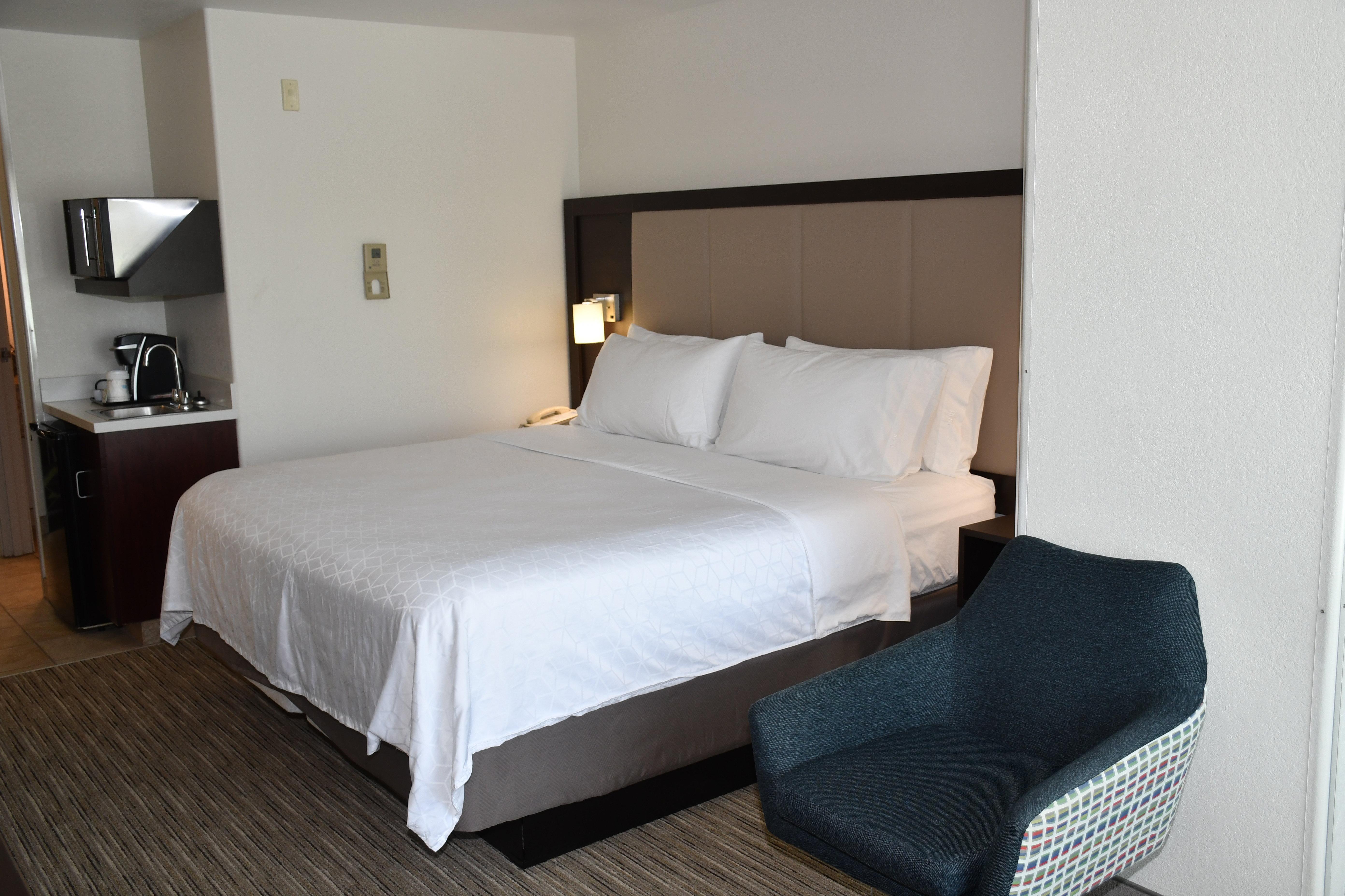 Holiday Inn Express Hotel & Suites Evanston By Ihg Εξωτερικό φωτογραφία