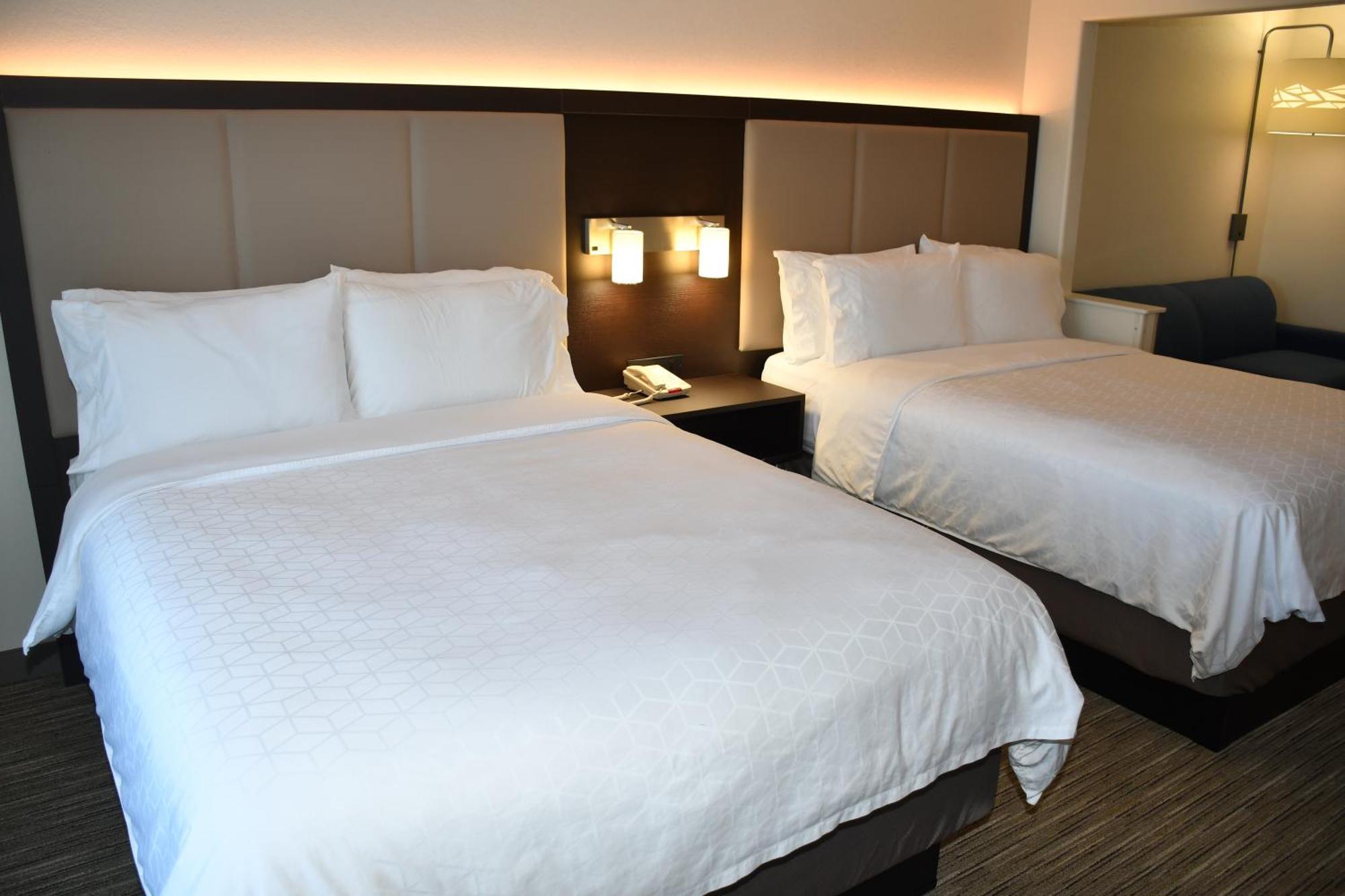 Holiday Inn Express Hotel & Suites Evanston By Ihg Δωμάτιο φωτογραφία