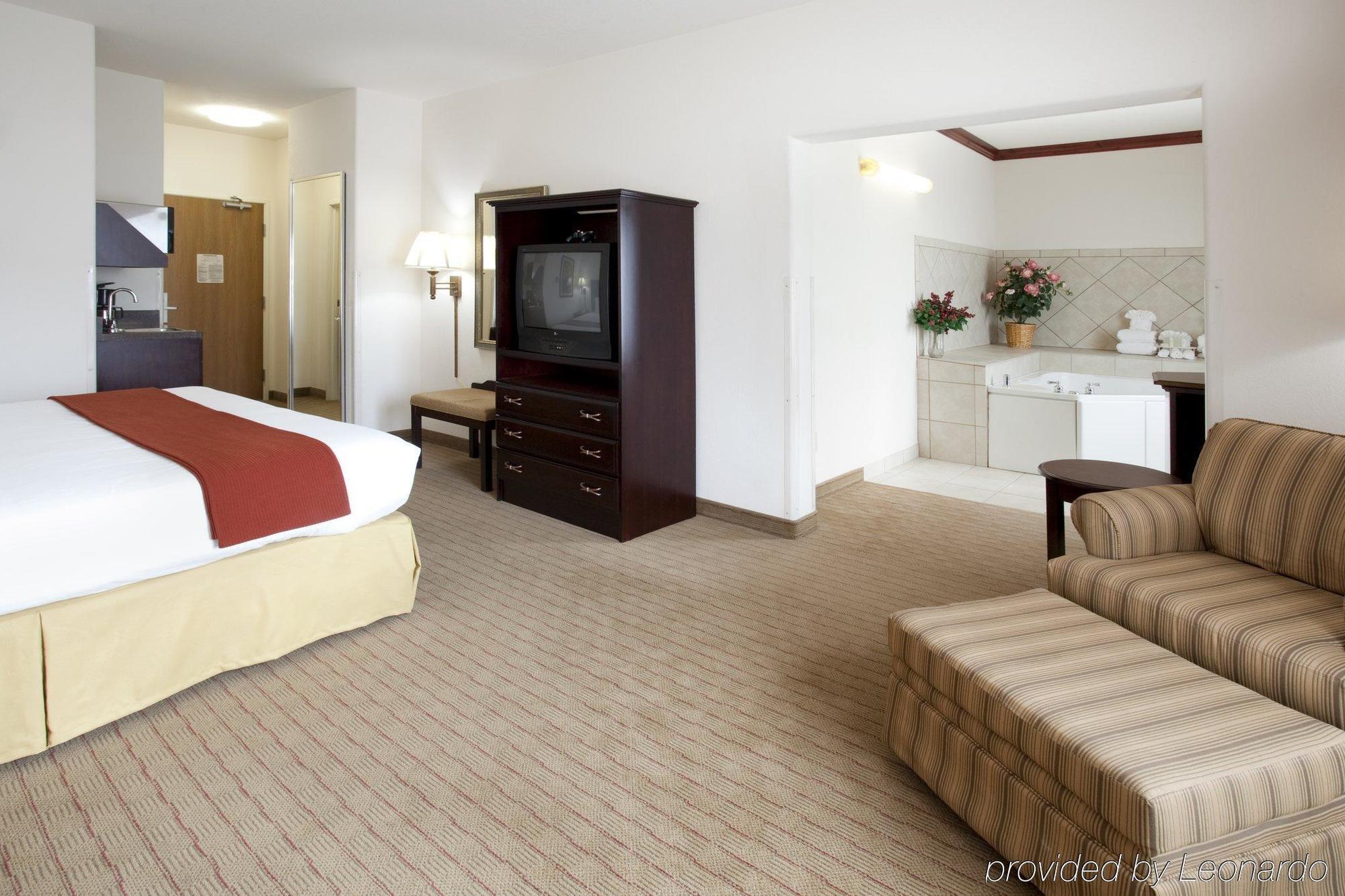 Holiday Inn Express Hotel & Suites Evanston By Ihg Δωμάτιο φωτογραφία